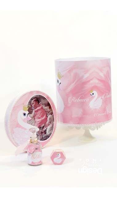 Trusou botez cu lebada pentru fetite personalizat prin brodare, Little Swan 6